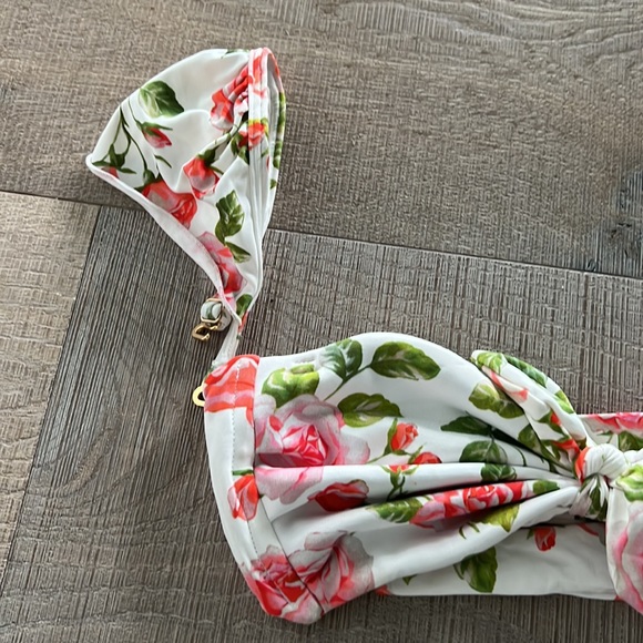 Montce White Rose Print Bikini, size XS - Picture 6 of 6